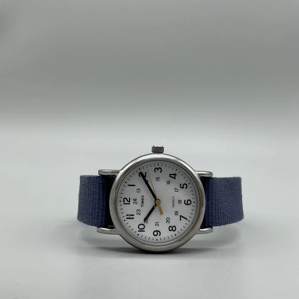 Timex Weekender Indiglo WR 30M Womens Watch 31mm Blue Nylon Strap New Battery